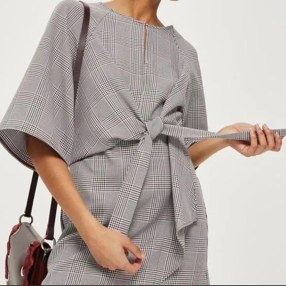 Topshop NEW Houndstooth Front Tie Plaid White Red Mini DresS Size 4 - Picture 15 of 16